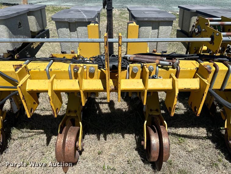 image for item OI9068 Buffalo planter