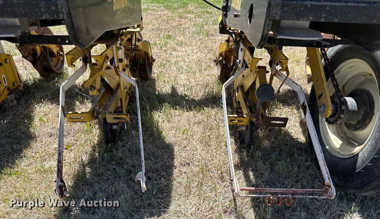 image for item OI9068 Buffalo planter