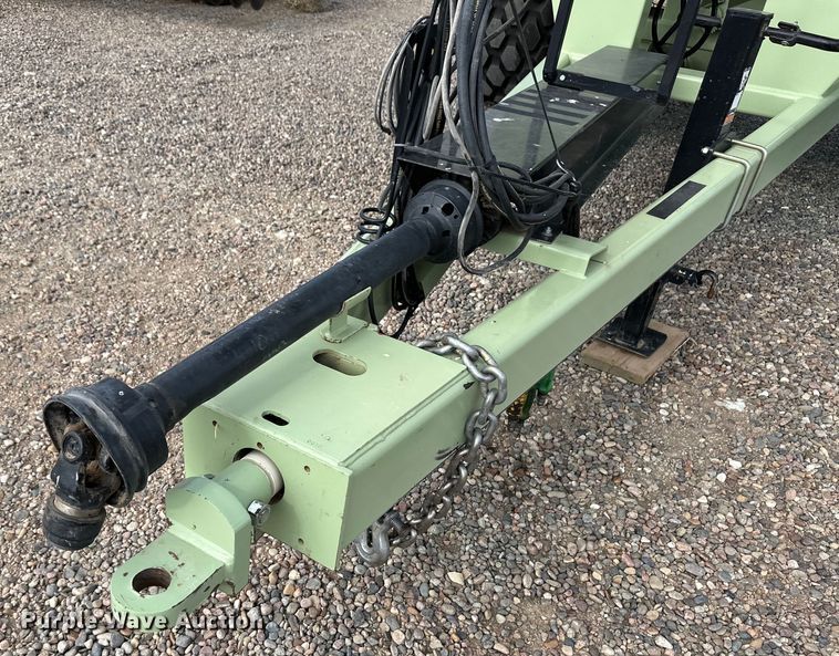 image for item OI9497 2016 Orthman 1010 grain cart