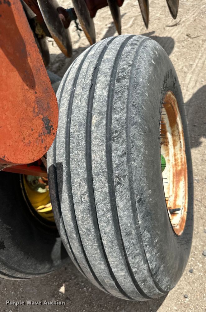 image for item OI9499 Sunflower double off-set disk