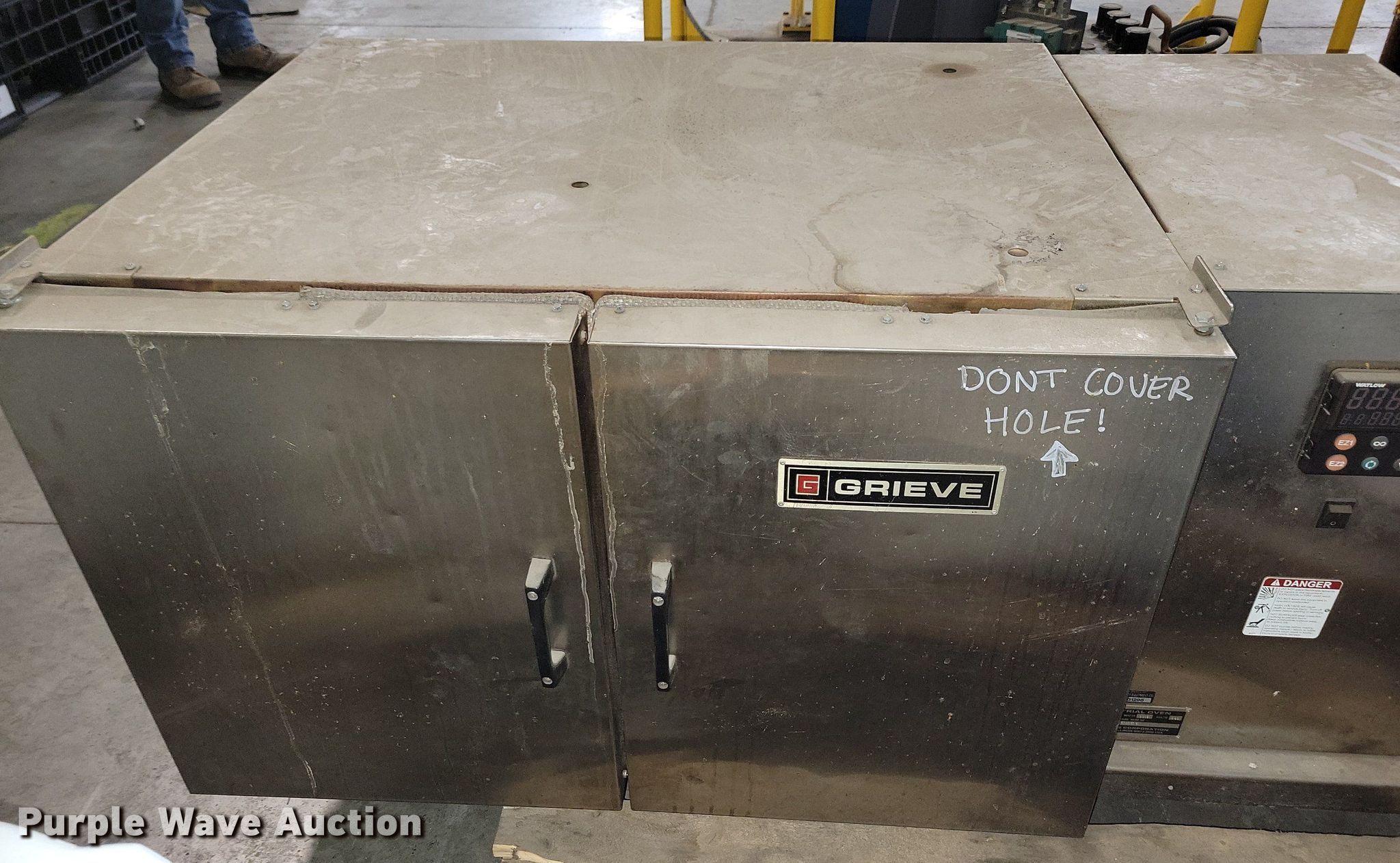 Grieve NB-550 industrial oven in Jackson, MN | Item KB9073 for sale ...