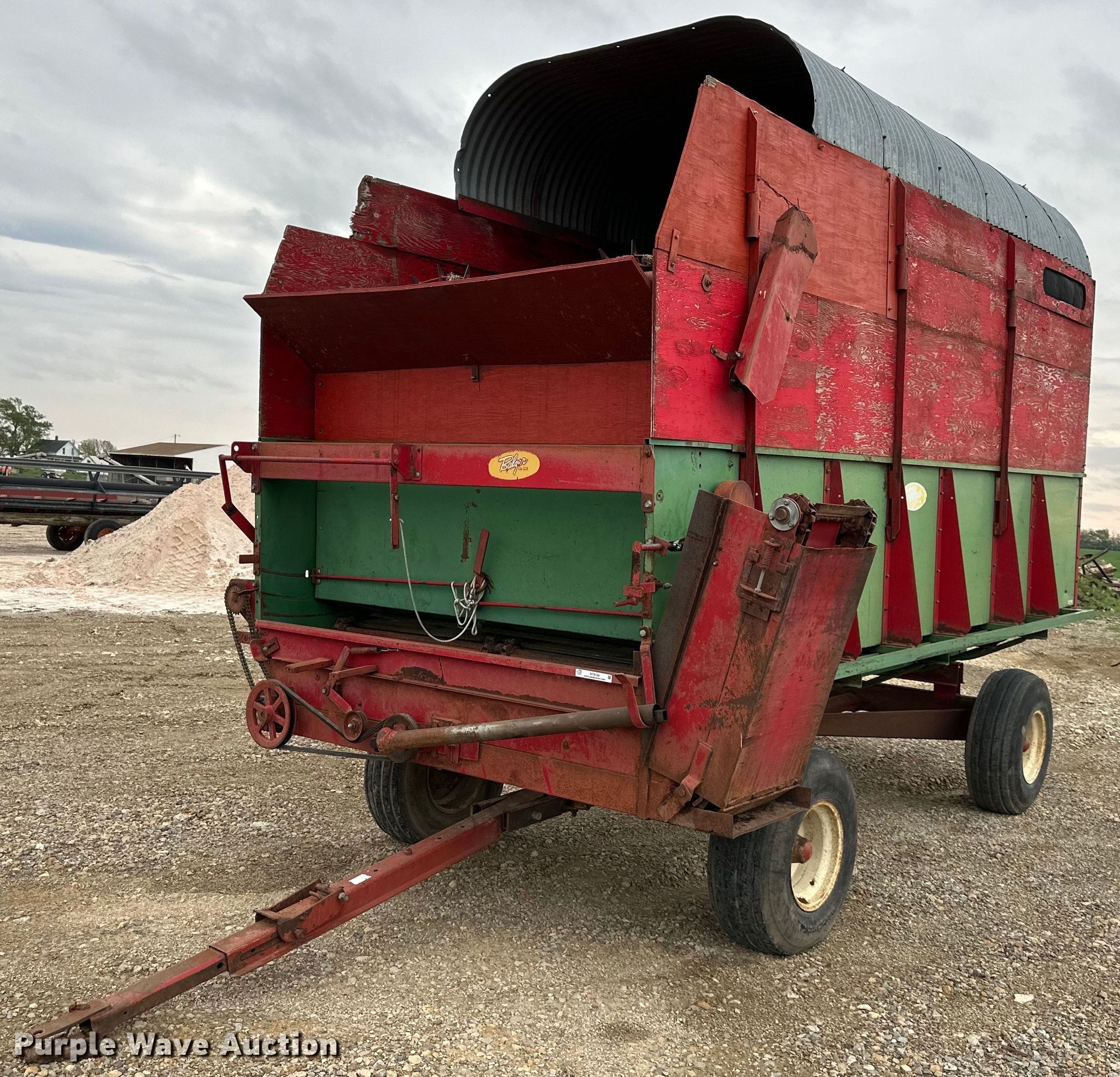 Balzer silage wagon in McLouth, KS Item NT9159 for sale Purple Wave