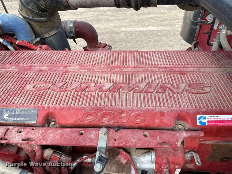 image for item DG4403 2008 Peterbilt  389 semi truck