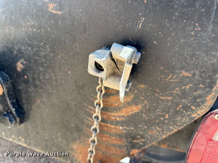 image for item DG4404 1990 Peterbilt 378 semi truck