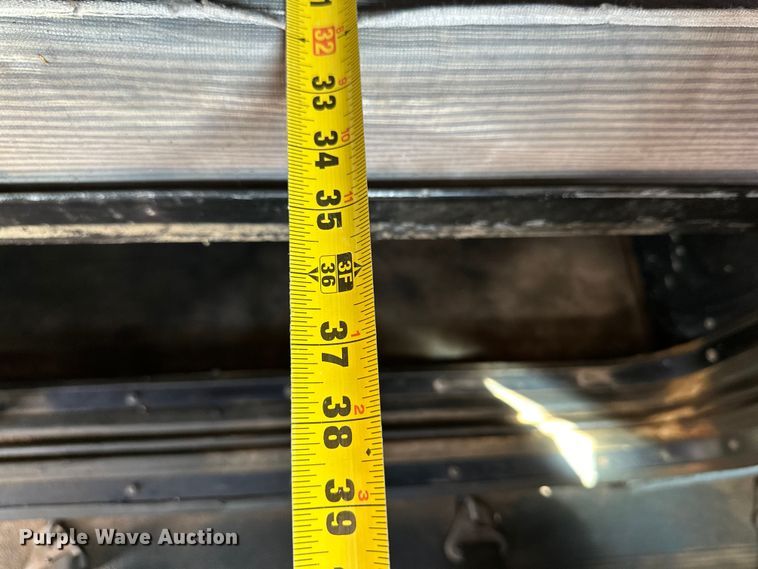 image for item DG4404 1990 Peterbilt 378 semi truck