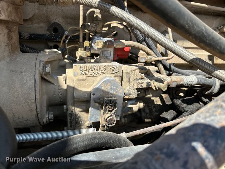 image for item DG4404 1990 Peterbilt 378 semi truck