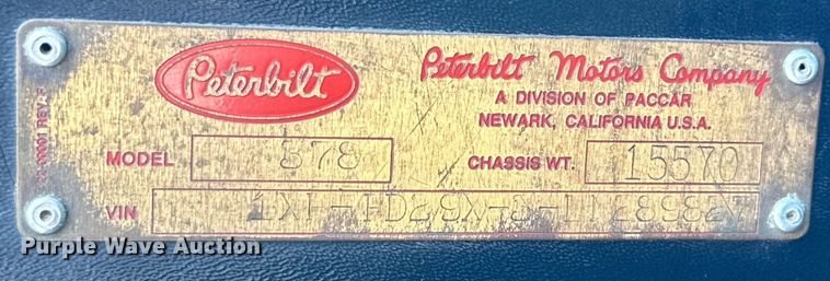 image for item DG4404 1990 Peterbilt 378 semi truck