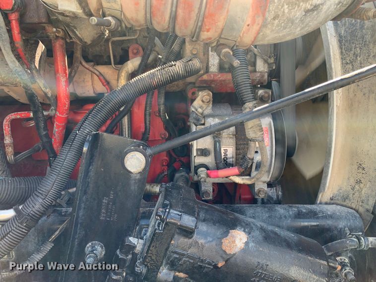 image for item DM7842 2013 Peterbilt 348 fuel truck