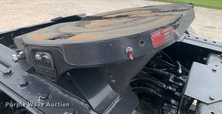 image for item DM7847 2005 International 9200i semi truck