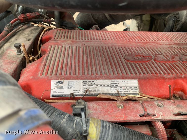 image for item DM7847 2005 International 9200i semi truck