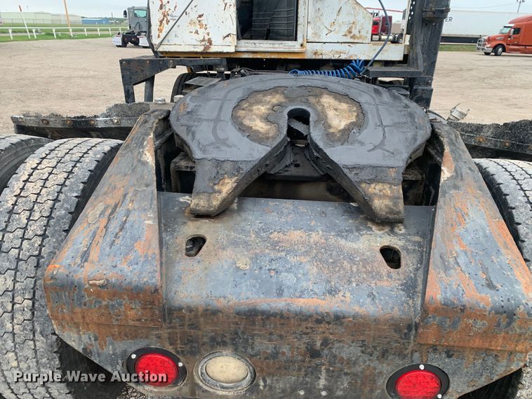 image for item DM7848 1993 Ottawa 30 yard truck