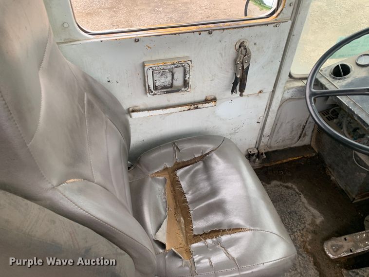 image for item DM7848 1993 Ottawa 30 yard truck