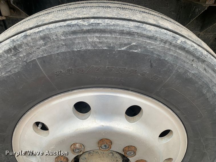 image for item DM7848 1993 Ottawa 30 yard truck