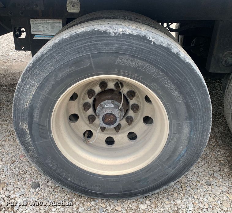 image for item DM7849 2015 Utility VS2RA refrigerated van trailer