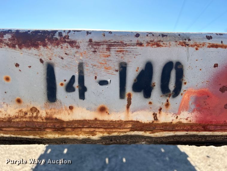 image for item DO1130 1990 Fruehauf  flatbed trailer