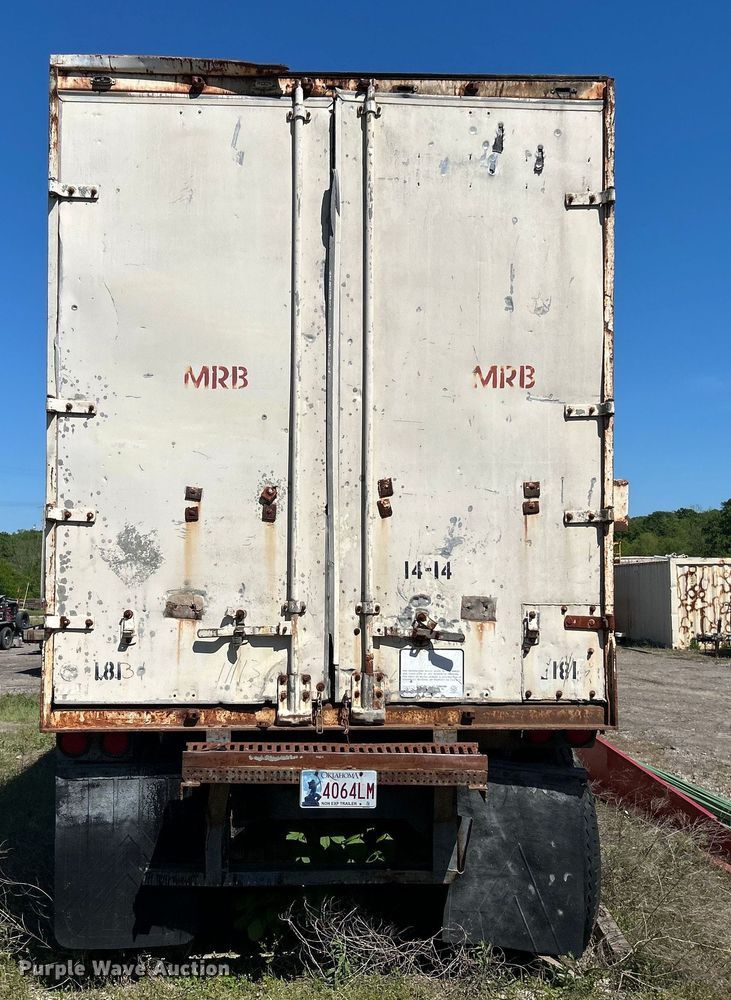 image for item DO1132 1969 Fruehauf  dry van trailer