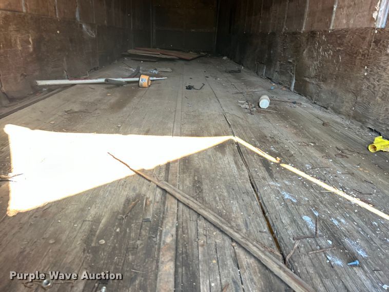 image for item DO1132 1969 Fruehauf  dry van trailer