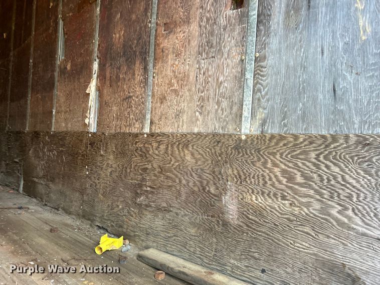 image for item DO1132 1969 Fruehauf  dry van trailer