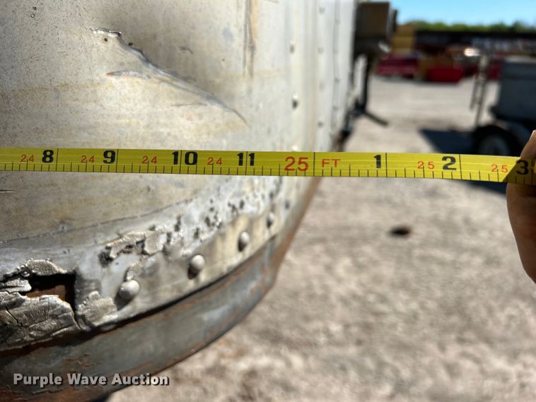 image for item DO1134 1970 American Trailers, Inc. dry van trailer