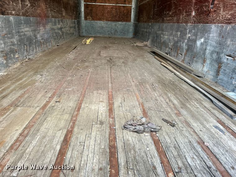 image for item DO1134 1970 American Trailers, Inc. dry van trailer