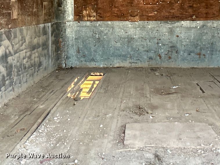 image for item DO1134 1970 American Trailers, Inc. dry van trailer