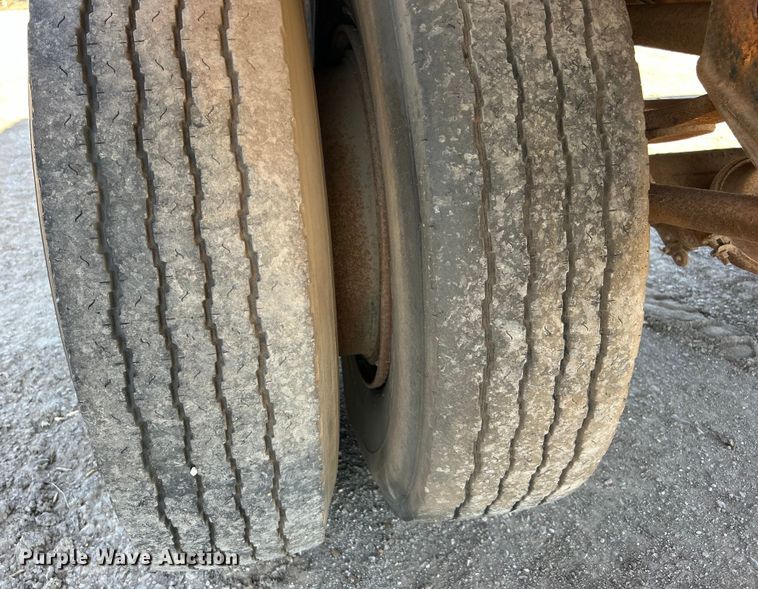 image for item DO1134 1970 American Trailers, Inc. dry van trailer