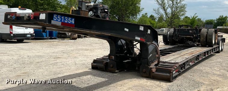 image for item DO1153 1989 Landoll Corp. lowboy equipment trailer