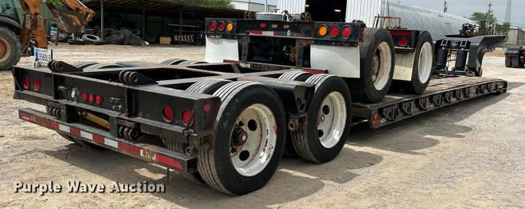 image for item DO1153 1989 Landoll Corp. lowboy equipment trailer