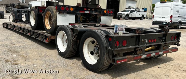 image for item DO1153 1989 Landoll Corp. lowboy equipment trailer