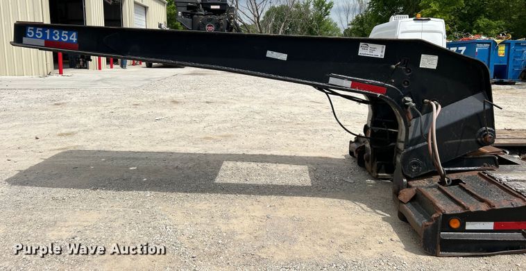 image for item DO1153 1989 Landoll Corp. lowboy equipment trailer