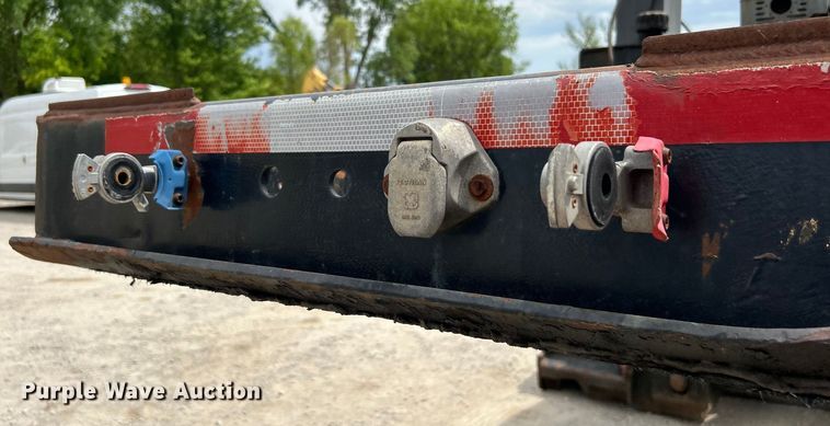 image for item DO1153 1989 Landoll Corp. lowboy equipment trailer