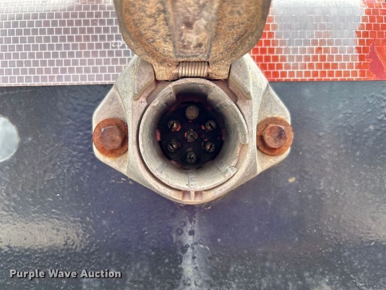 image for item DO1153 1989 Landoll Corp. lowboy equipment trailer