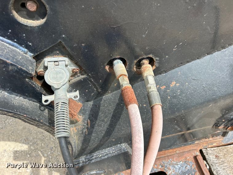 image for item DO1153 1989 Landoll Corp. lowboy equipment trailer