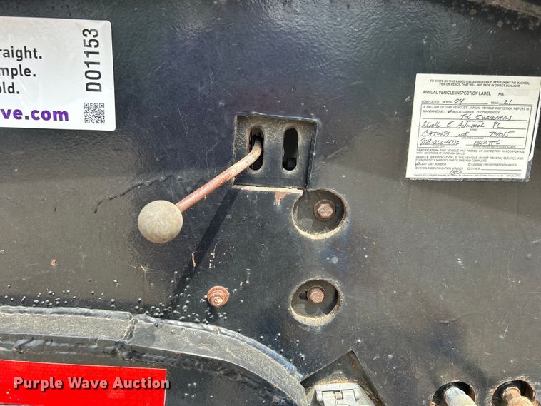 image for item DO1153 1989 Landoll Corp. lowboy equipment trailer