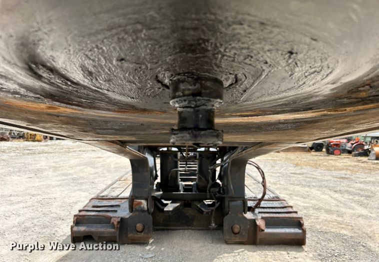 image for item DO1153 1989 Landoll Corp. lowboy equipment trailer