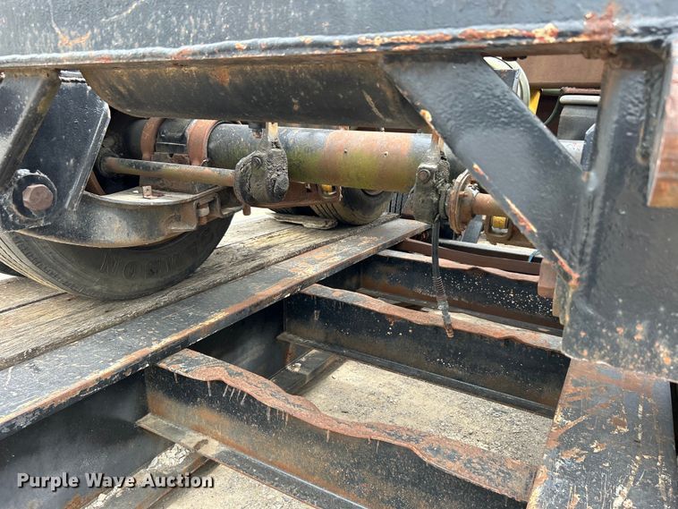 image for item DO1153 1989 Landoll Corp. lowboy equipment trailer