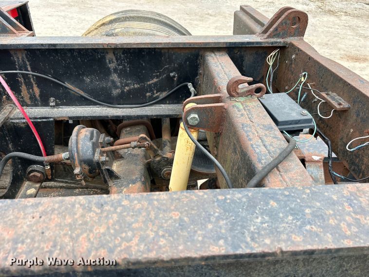 image for item DO1153 1989 Landoll Corp. lowboy equipment trailer