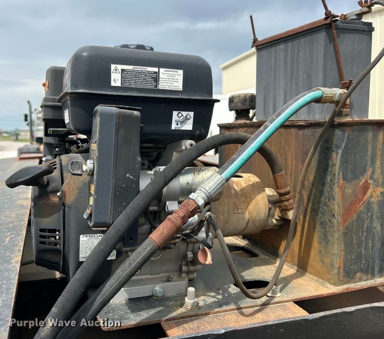 image for item DO1153 1989 Landoll Corp. lowboy equipment trailer