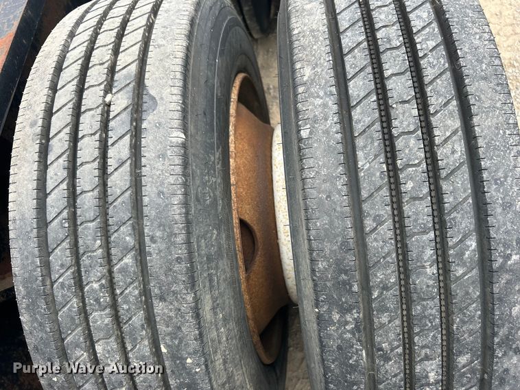 image for item DO1153 1989 Landoll Corp. lowboy equipment trailer