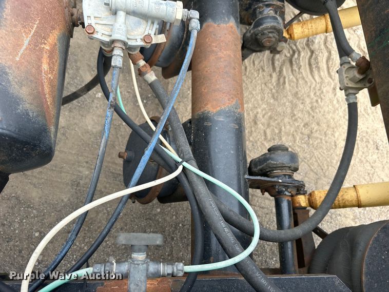 image for item DO1153 1989 Landoll Corp. lowboy equipment trailer