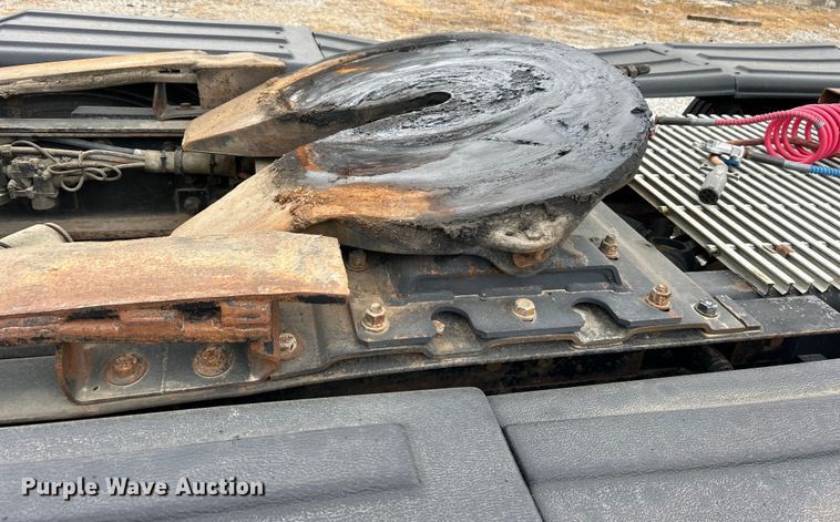 image for item DO1154 1999 Kenworth T800 semi truck