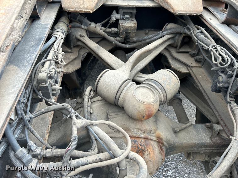 image for item DO1154 1999 Kenworth T800 semi truck