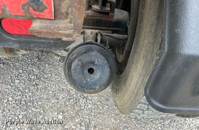 image for item DO1154 1999 Kenworth T800 semi truck