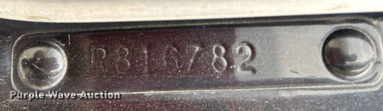 image for item DO1154 1999 Kenworth T800 semi truck