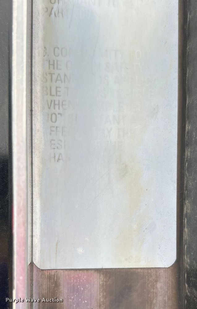 image for item DO1154 1999 Kenworth T800 semi truck