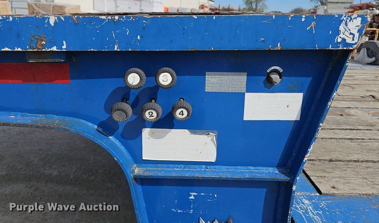 image for item DP0855 1999 Trail King TK70SA-462 drop deck trailer