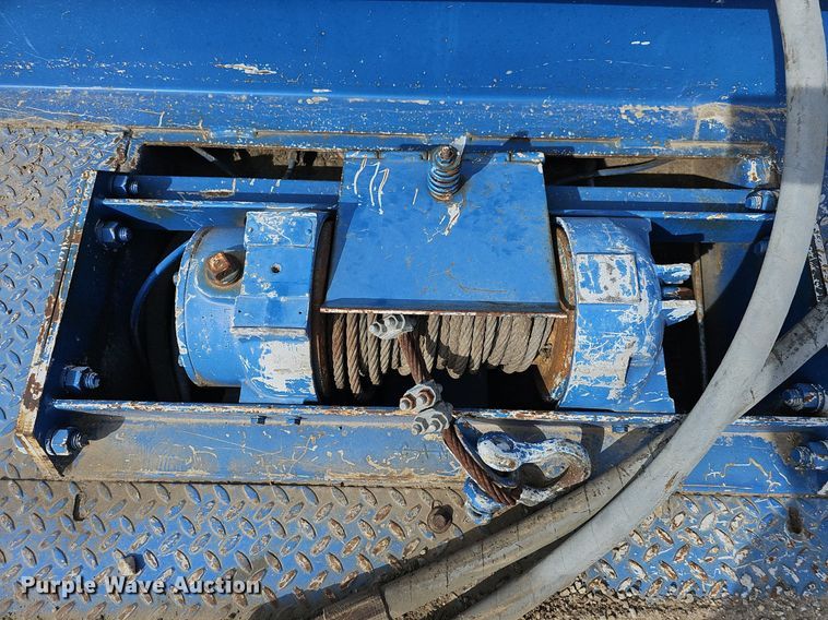 image for item DP0855 1999 Trail King TK70SA-462 drop deck trailer