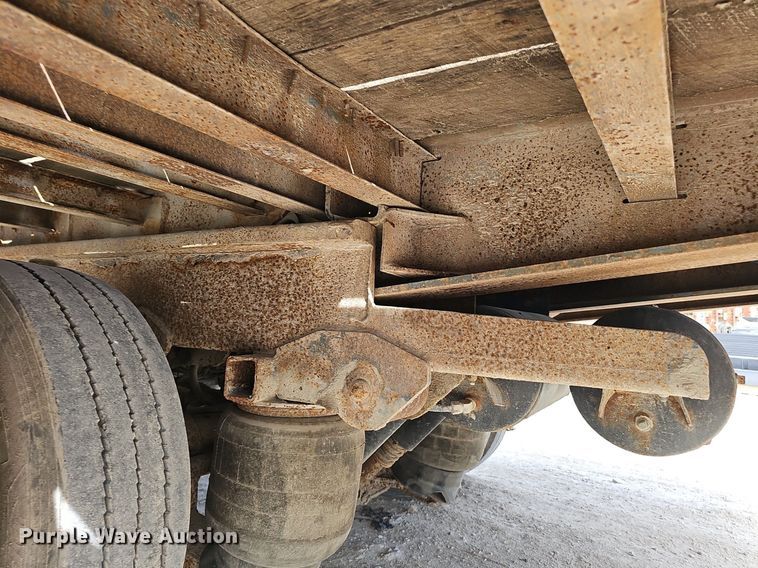 image for item DP0855 1999 Trail King TK70SA-462 drop deck trailer