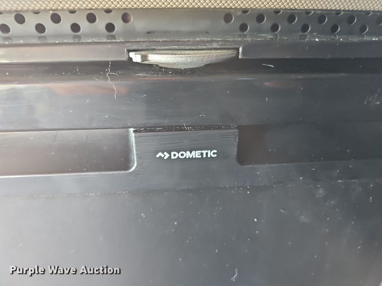 image for item DP0886 2015 Freightliner Cascadia  semi truck