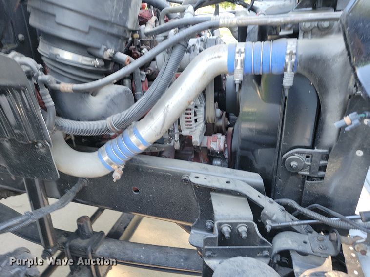 image for item DP1442 2010 Freightliner Business Class M2 semi truck